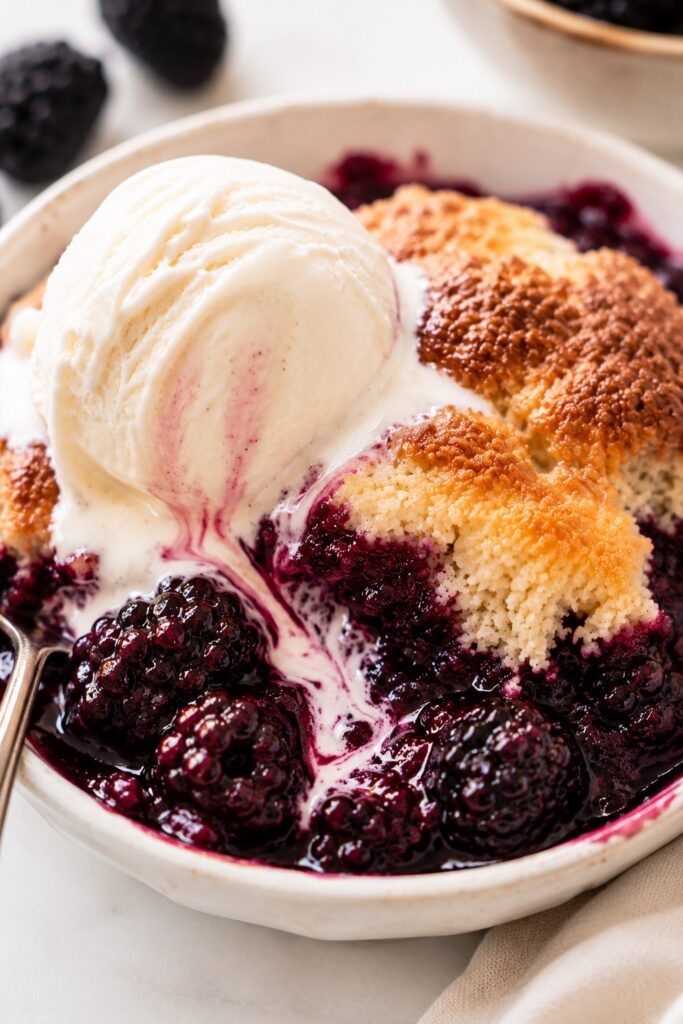 Blackberry Cobbler With Vanilla Ice Cream