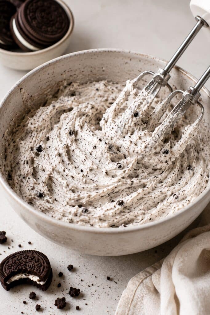 Oreo balls Recipe Mixing Filling